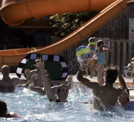 Jeux à l'espace aquatique